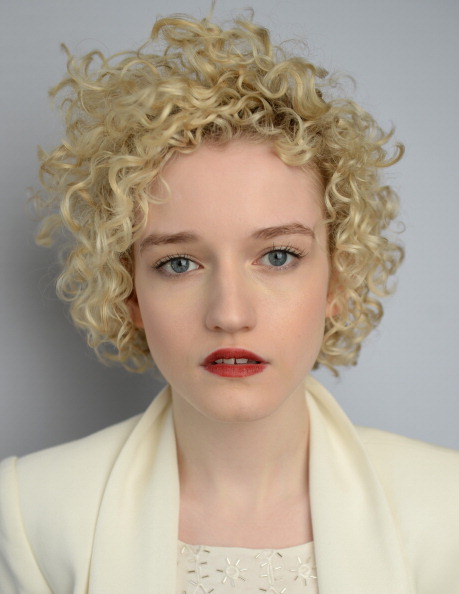 Julia Garner