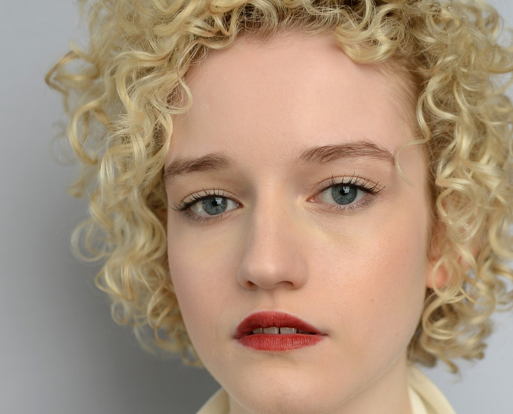 Julia Garner