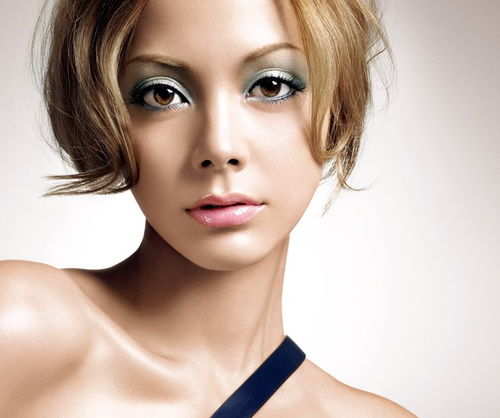 Anna Tsuchiya Anna Tsuchiya