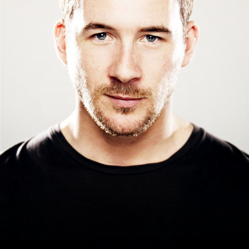 Barry Sloane