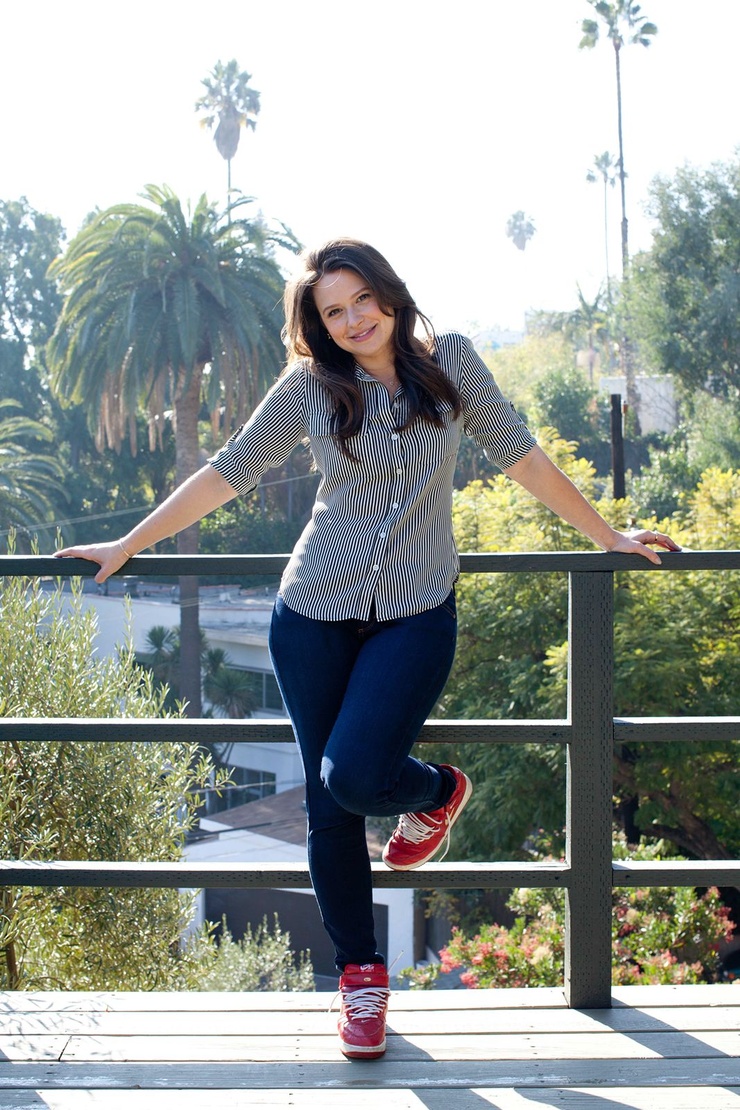 Katie Lowes