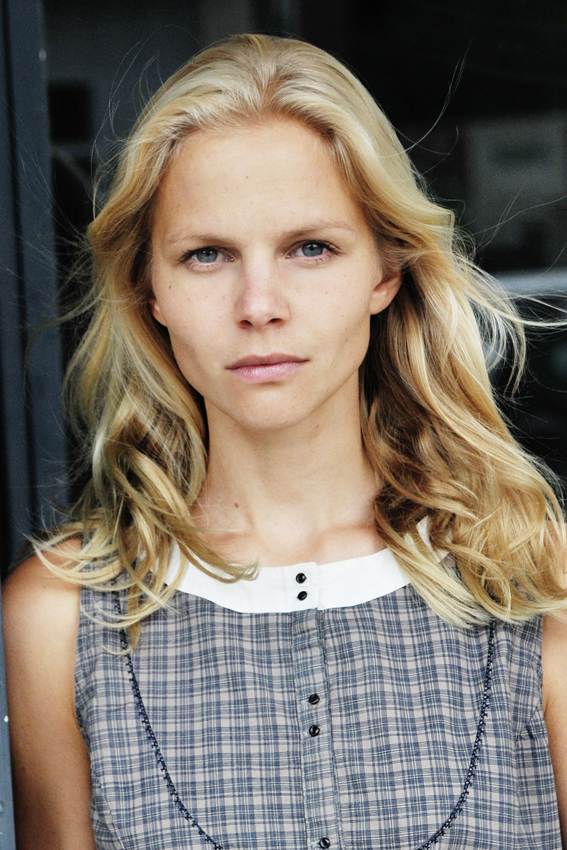 Sinja Dieks Sinja Dieks