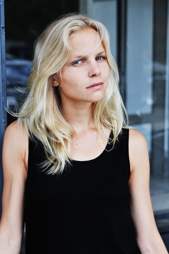 Sinja Dieks Sinja Dieks