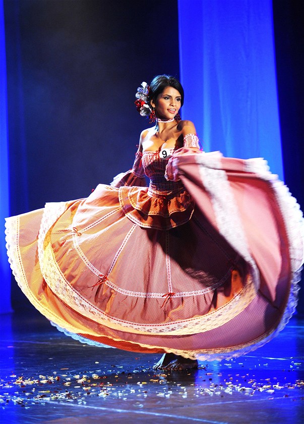 Paula Alejandra Gonzalez Paula Alejandra Gonzalez
