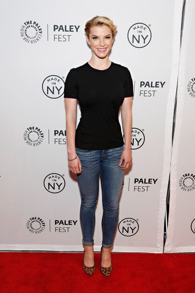 Betty Gilpin Betty Gilpin
