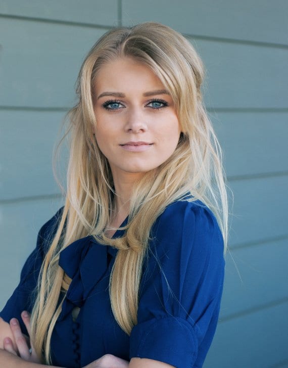 Alena Savostikova