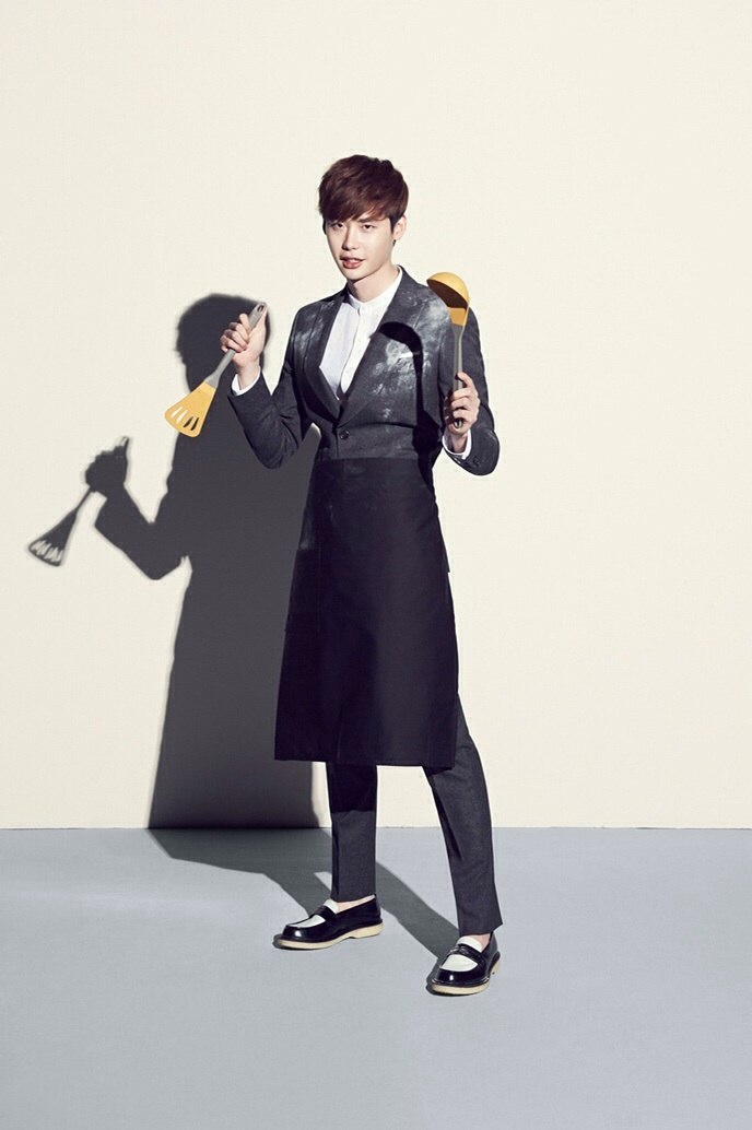 Jong Suk Lee