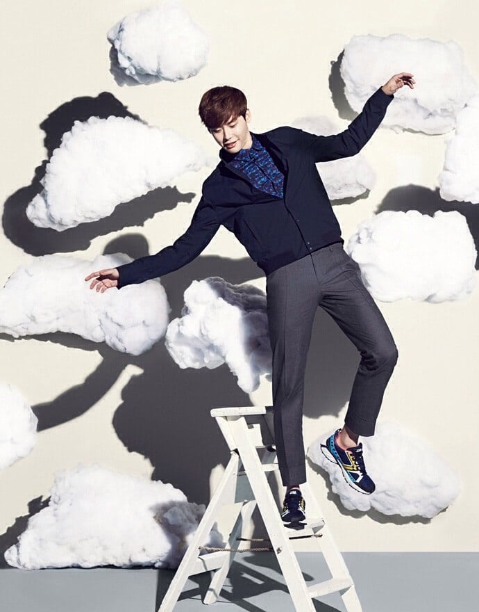Jong Suk Lee
