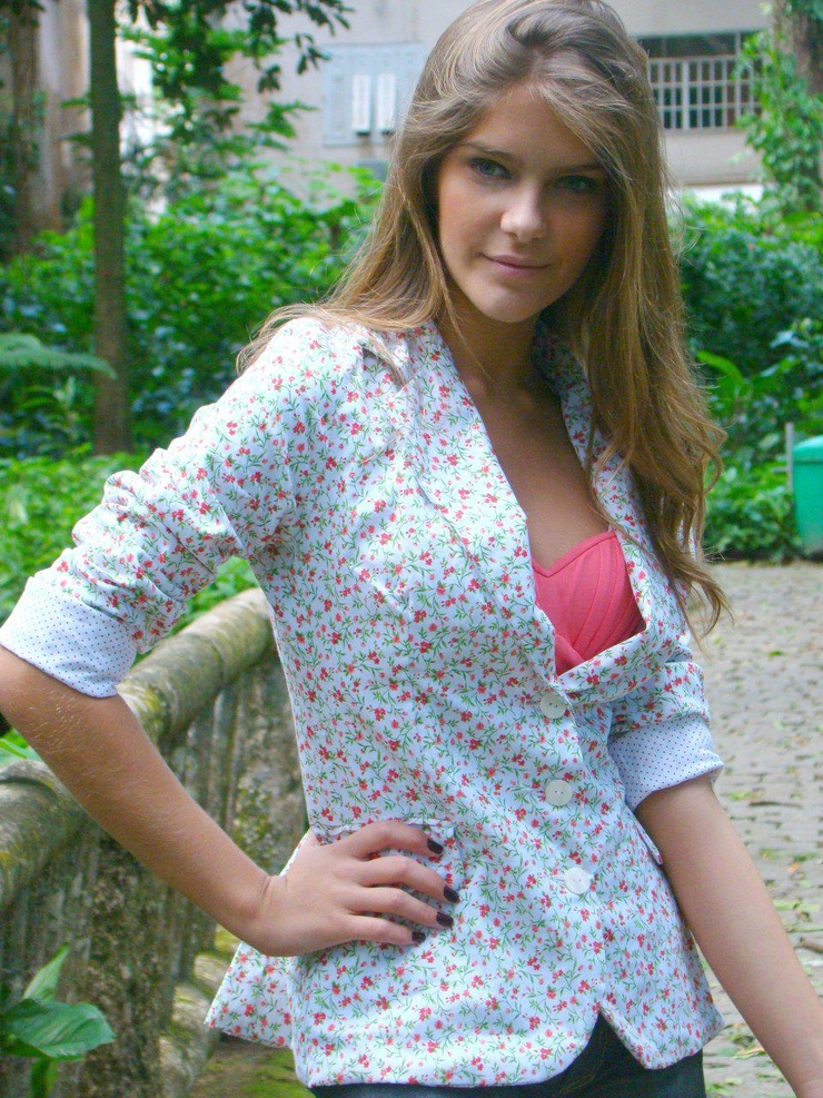 Isabella Santoni