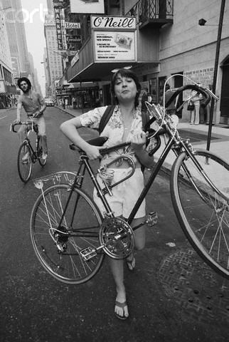 Dinah Manoff Dinah Manoff