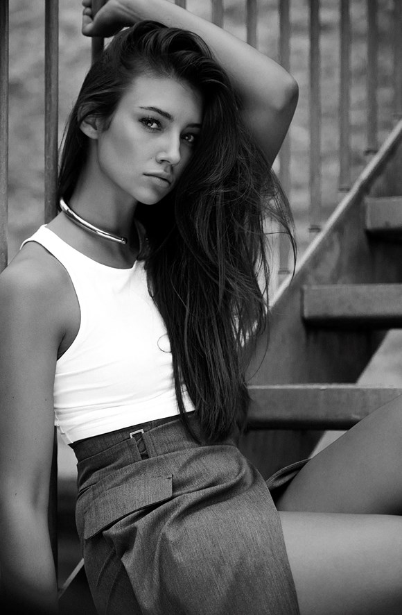 Lorena RAE