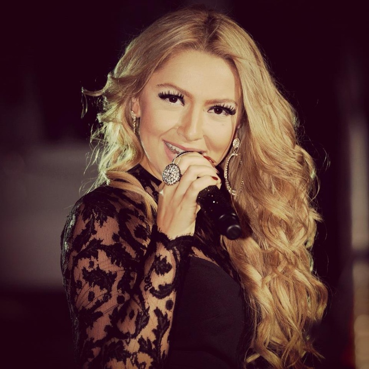 Hadise Açikgöz Hadise Açikgöz