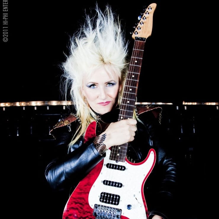 Picture of Jennifer Batten