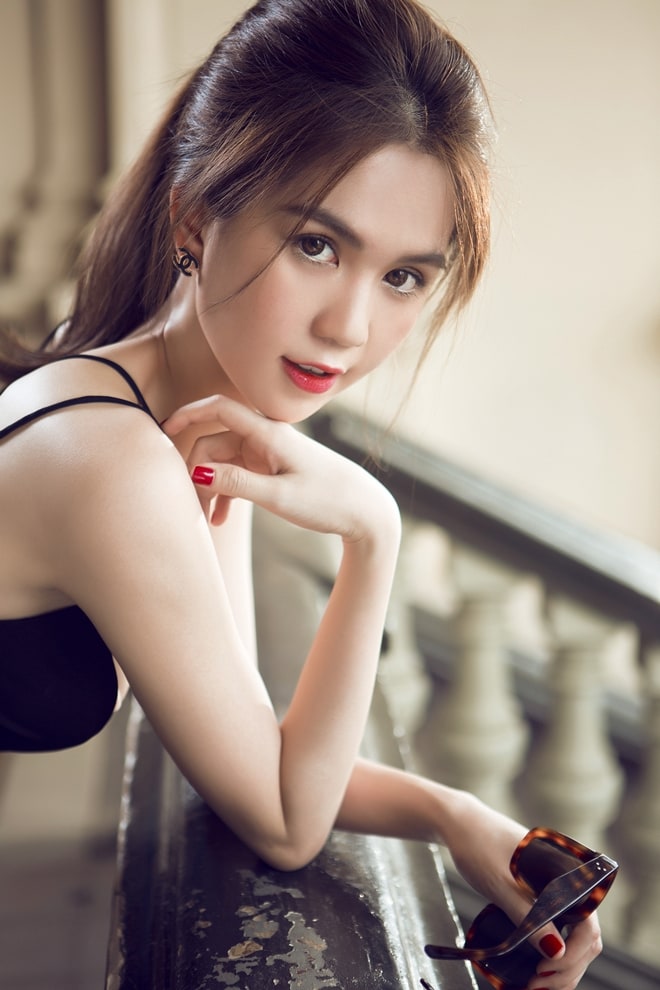 Model Ngoc Trinh could be heavily fined in Vietnam for 