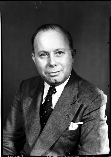Percy Helton