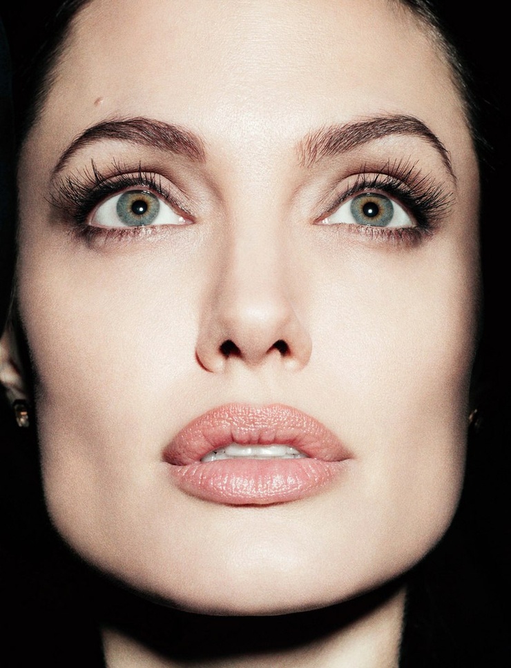 Angelina Jolie