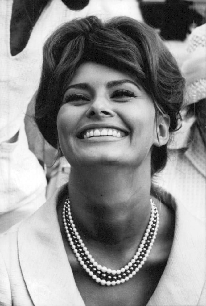 SOPHIA LOREN