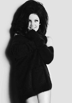Priscilla Presley