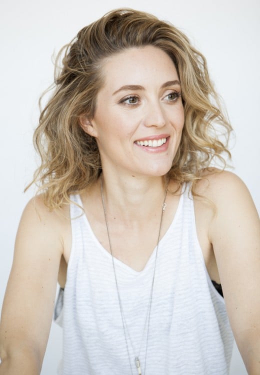 Evelyne Brochu Evelyne Brochu
