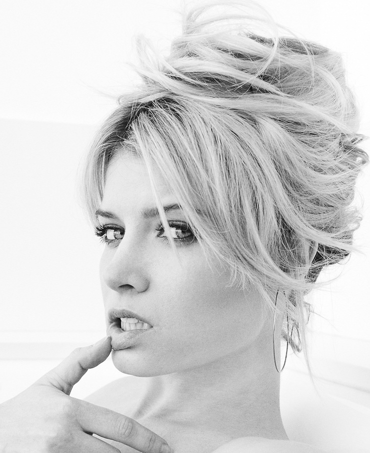 Sarah Jones