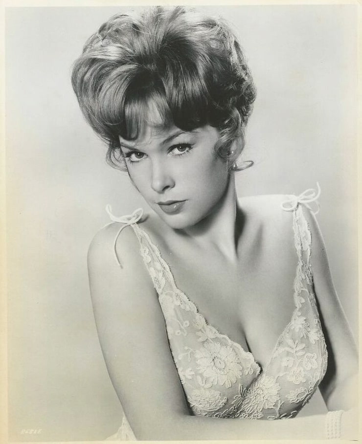 Stella Stevens