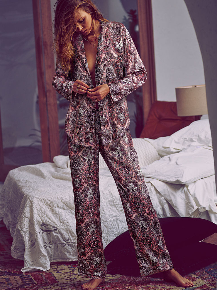 Josephine Skriver Josephine Skriver