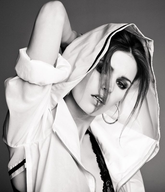 Sara Roxy Kiscinska Sara Roxy Kiscinska
