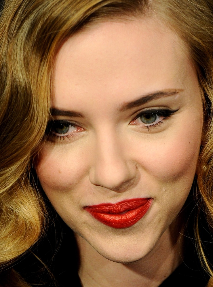 Scarlett Johansson Scarlett Johansson