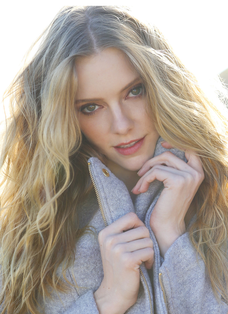 ELLE EVANS ELLE EVANS