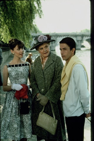 Mrs. 'Arris Goes to Paris Mrs. 'Arris Goes to Paris