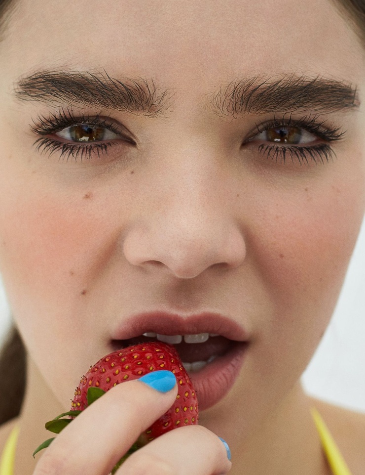 Hailee Steinfeld Hailee Steinfeld