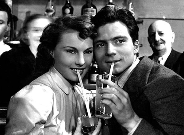 Parigi è sempre Parigi (1951) Parigi è sempre Parigi (1951)