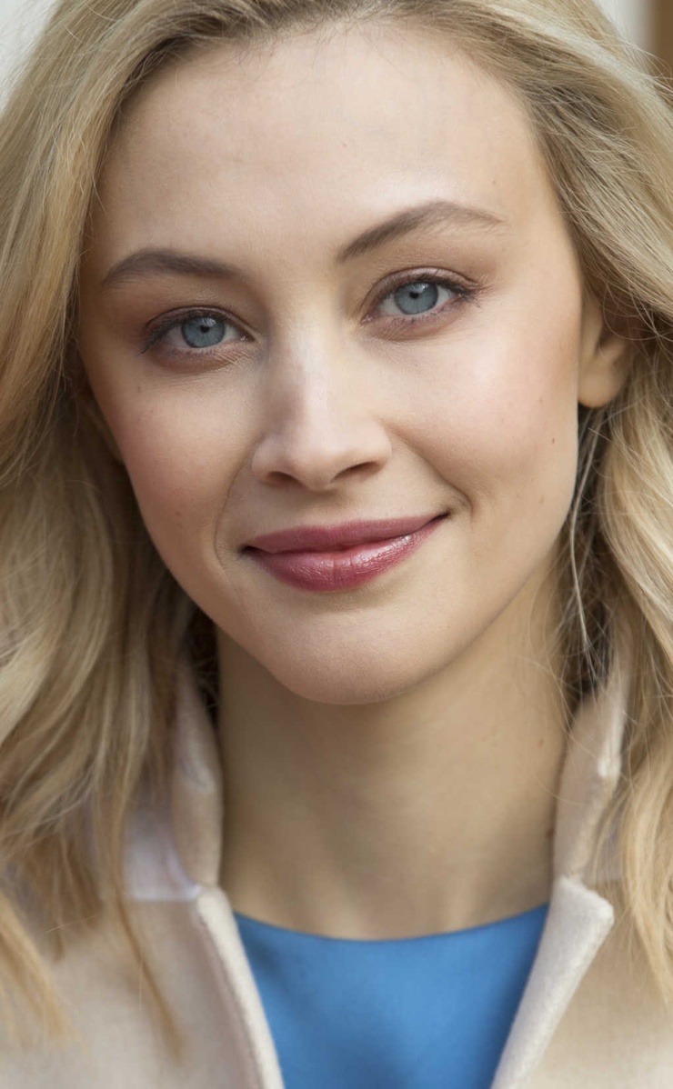 Sarah Gadon