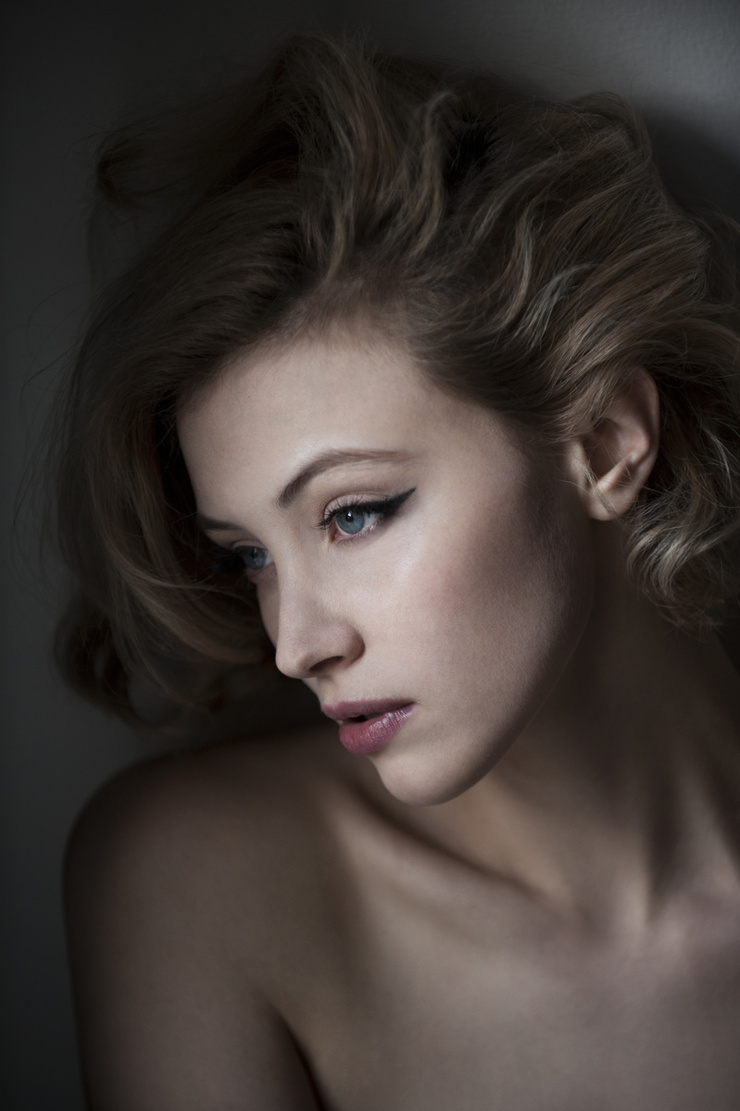 Sarah Gadon Sarah Gadon