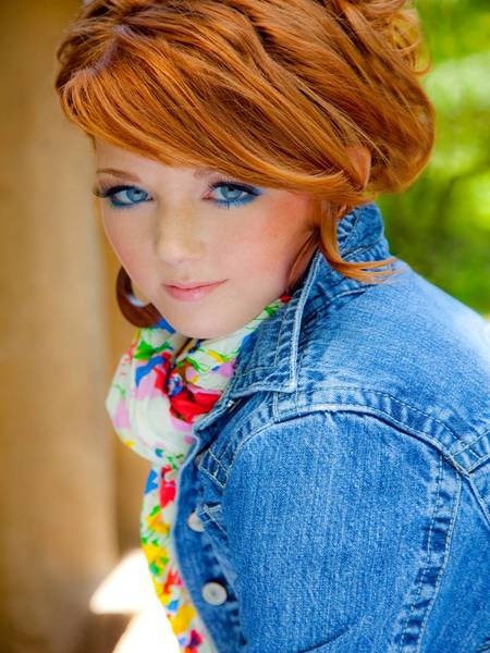 Lauren Nichols. Lauren Nichols.