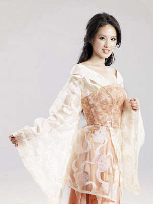 Alice Tseng (曾恺玹)