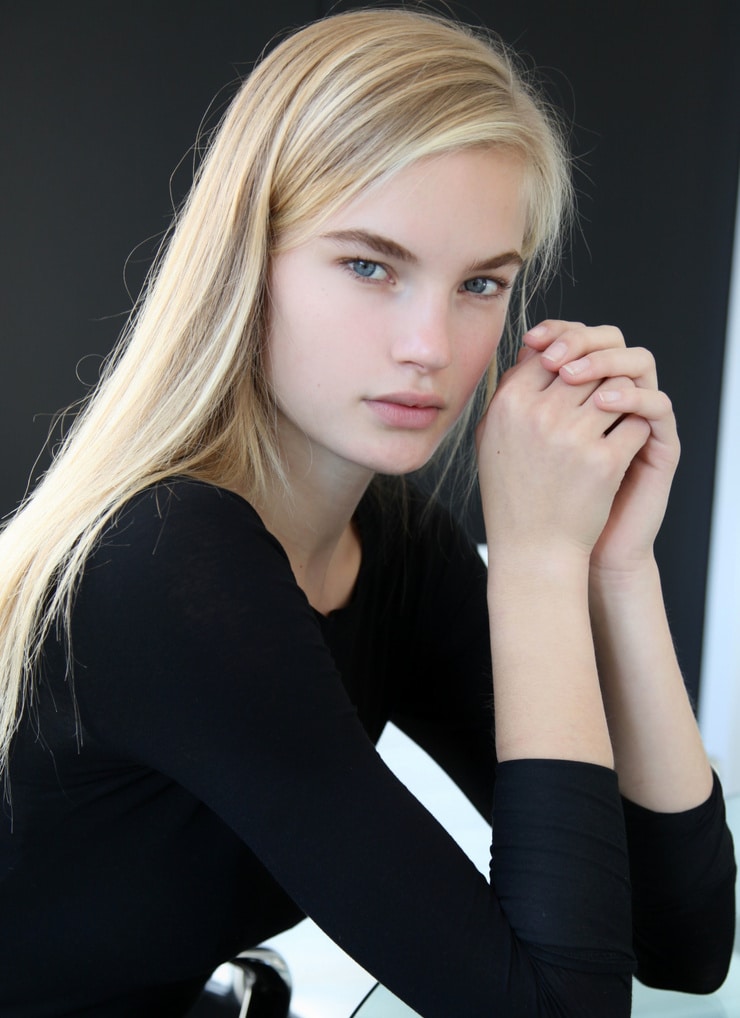 Picture Of Isabel Scholten