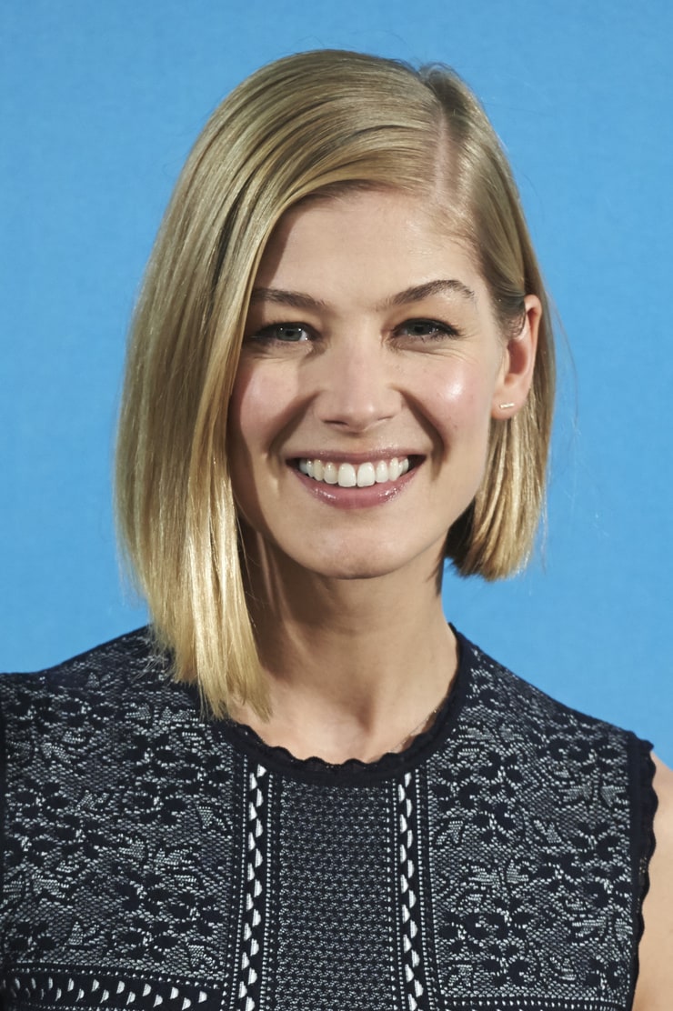 Rosamund Pike