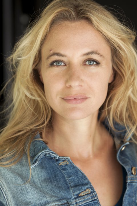 Julia Thurnau Julia Thurnau