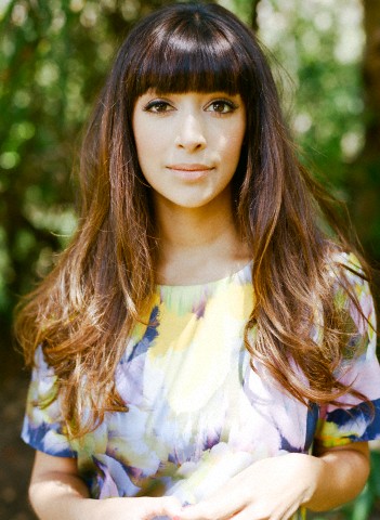 Hannah Simone Hannah Simone