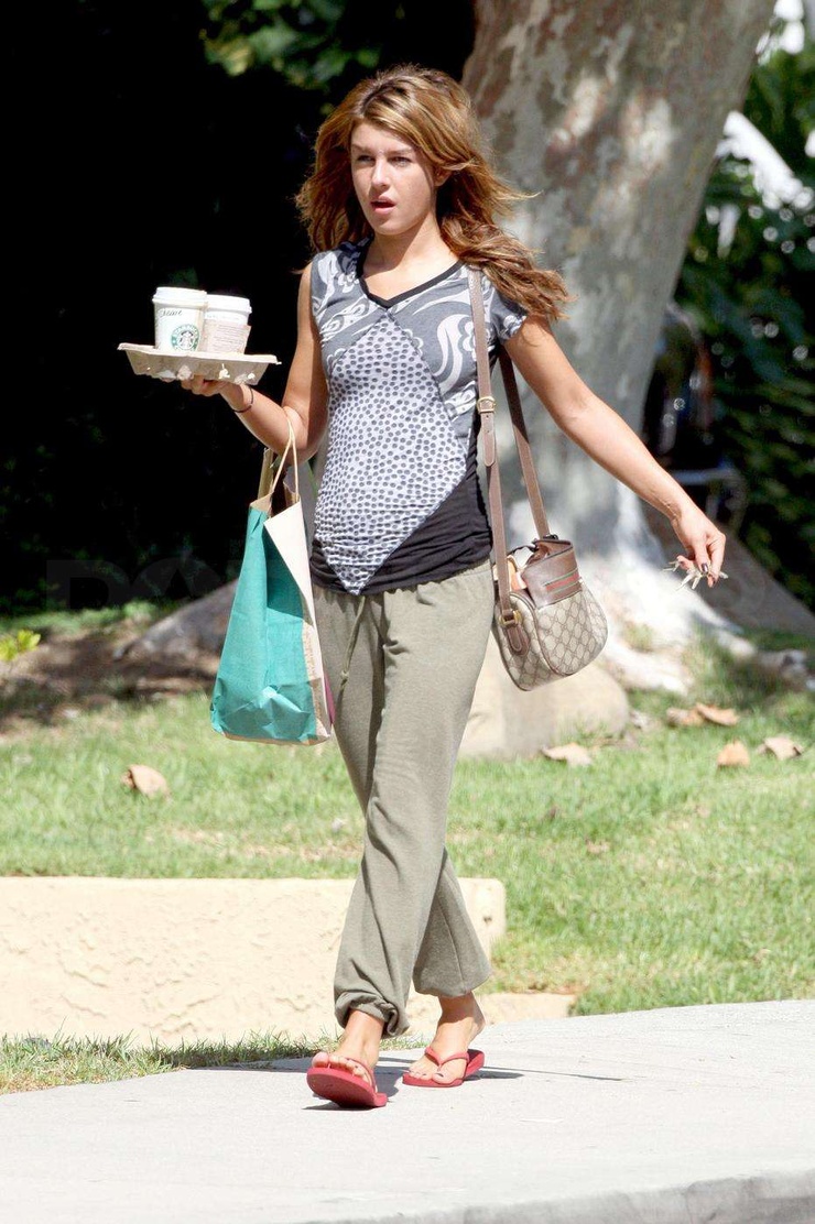 Shenae Grimes Shenae Grimes