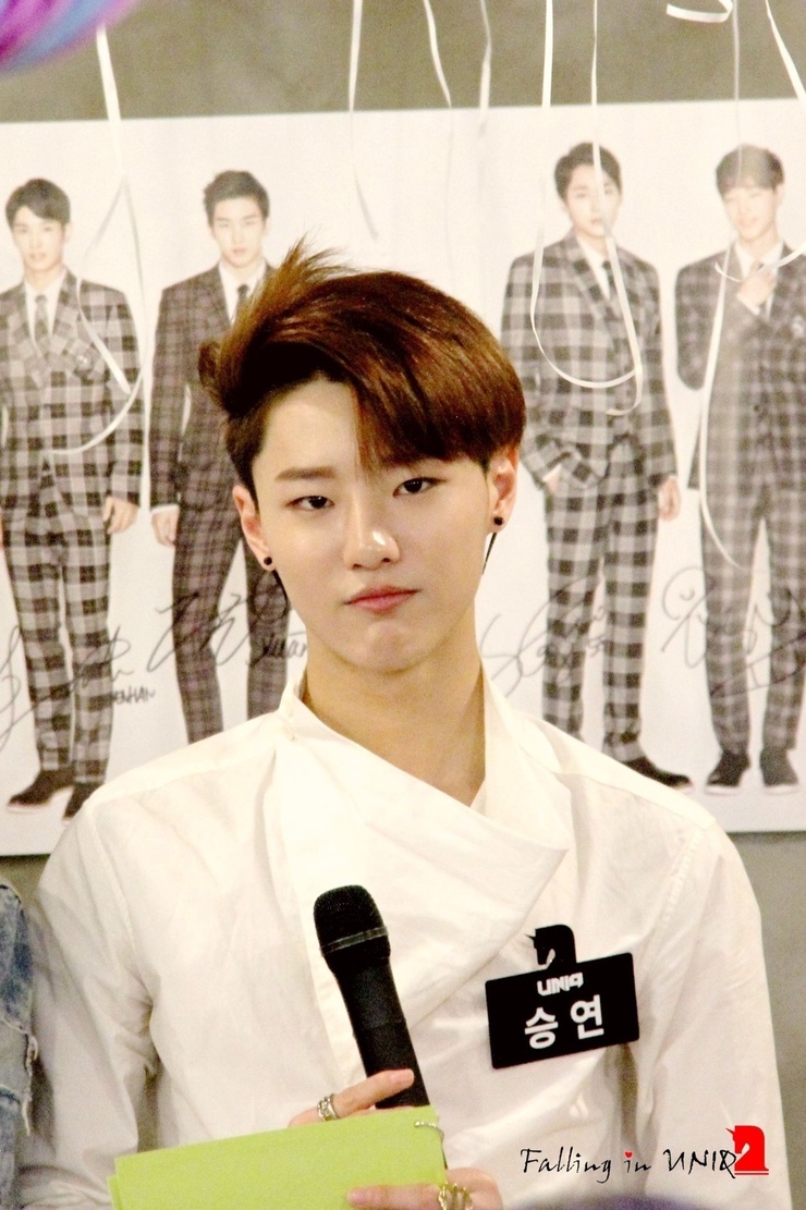 Seungyoun (UNIQ)