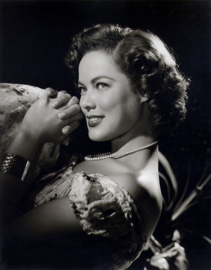 Picture Of Dona Drake