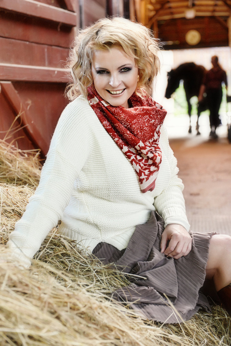Iveta Bartosová Iveta Bartosová