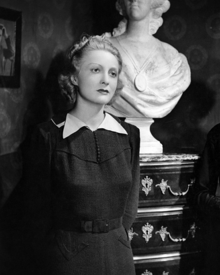 Annie Ducaux