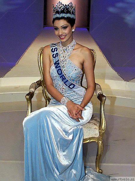 Yukta Mookhey Yukta Mookhey