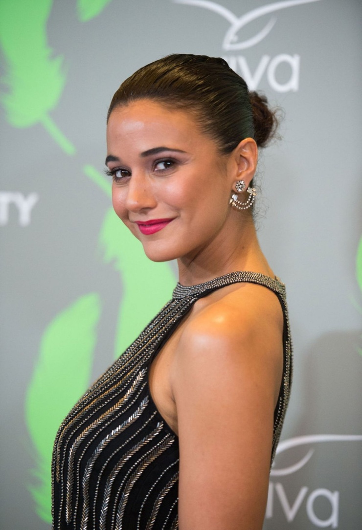 Emmanuelle Chriqui Emmanuelle Chriqui
