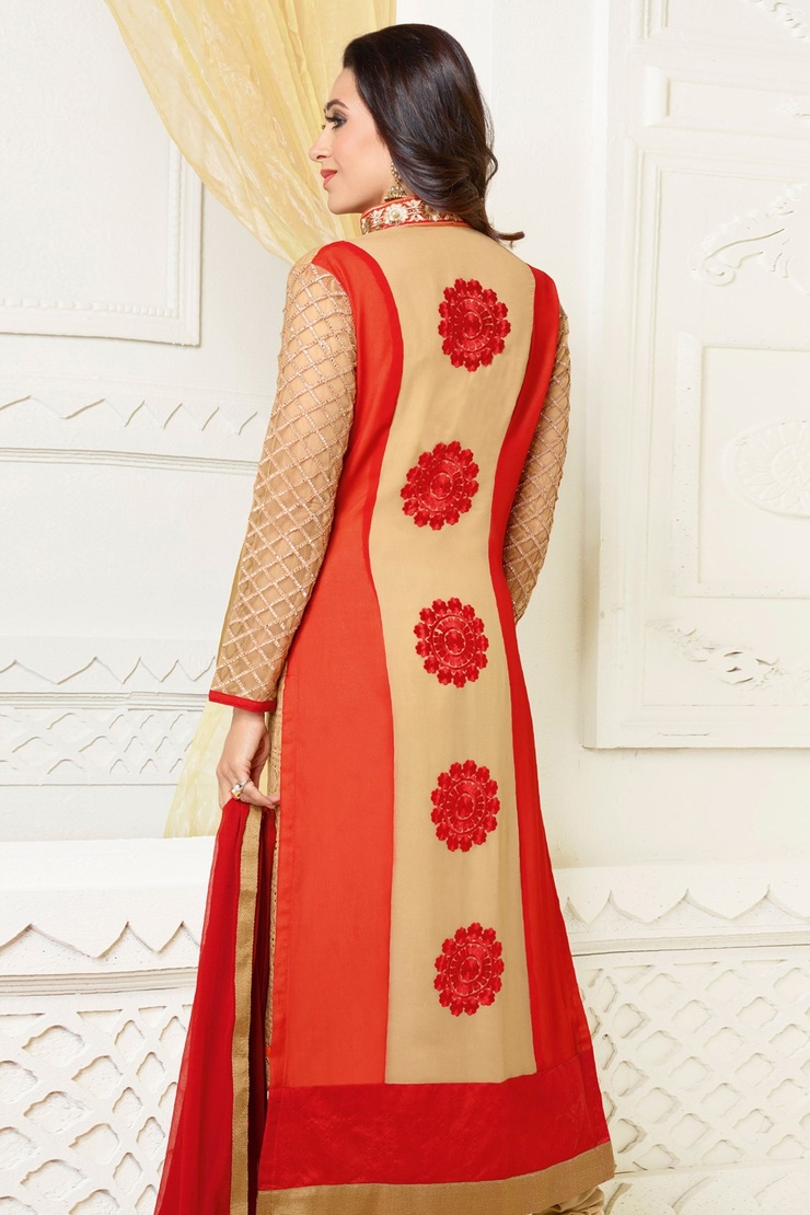 Karishma Kapoor