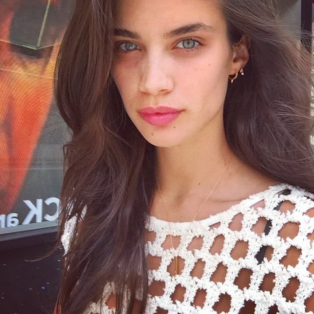 Sara Sampaio Sara Sampaio