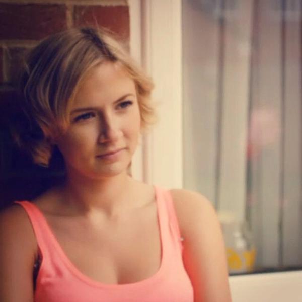 Eliza Bennett Eliza Bennett